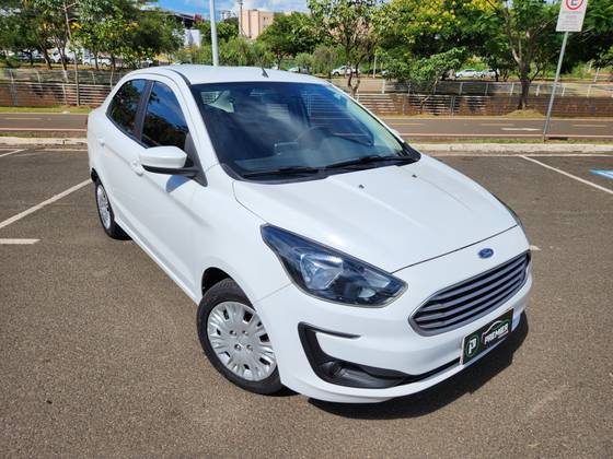 FORD KA 1.5 TI-VCT FLEX SE PLUS SEDAN AUTOMÁTICO FORD KA 1.5 TI-VCT FLEX SE PLUS SEDAN AUTOMÁTICO
